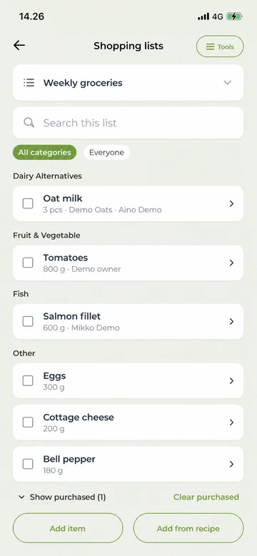 Eatper shopping list with groceries, amounts, and checkboxes for a grocery run